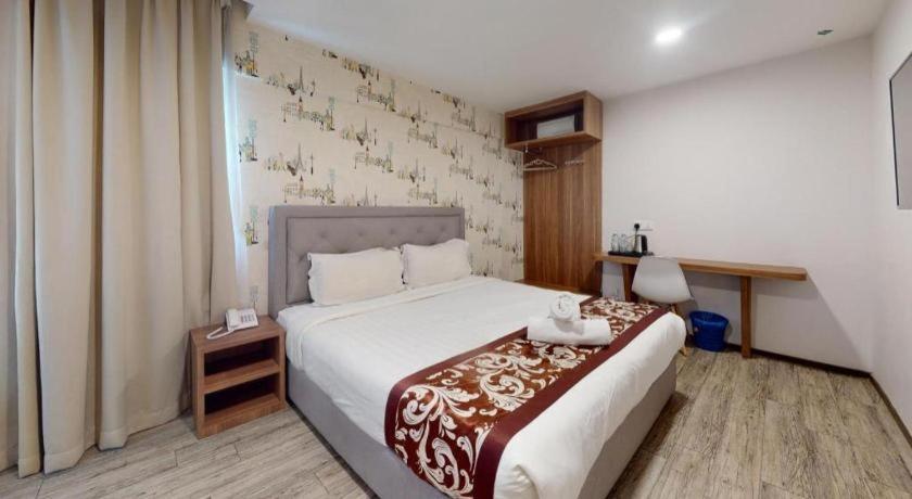 Hotel Lolex Kuchai Lama Kuala Lumpur Exterior photo